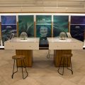 1e wietwinkel Manhattan lijkt op bank