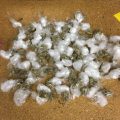 Flater! Dealer doneert per ongeluk wiet bij kinderkleren